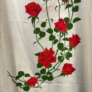 2 Vintage 50’s Shaheen‎ Floral Print Fabric with Red Roses panels 27 x 44 D1